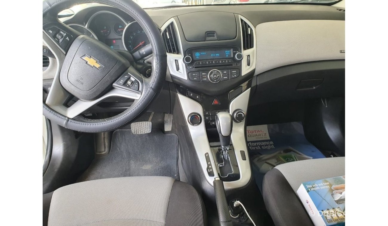 Chevrolet Cruze Chevrolet Curse 2015 full automatic very celen car