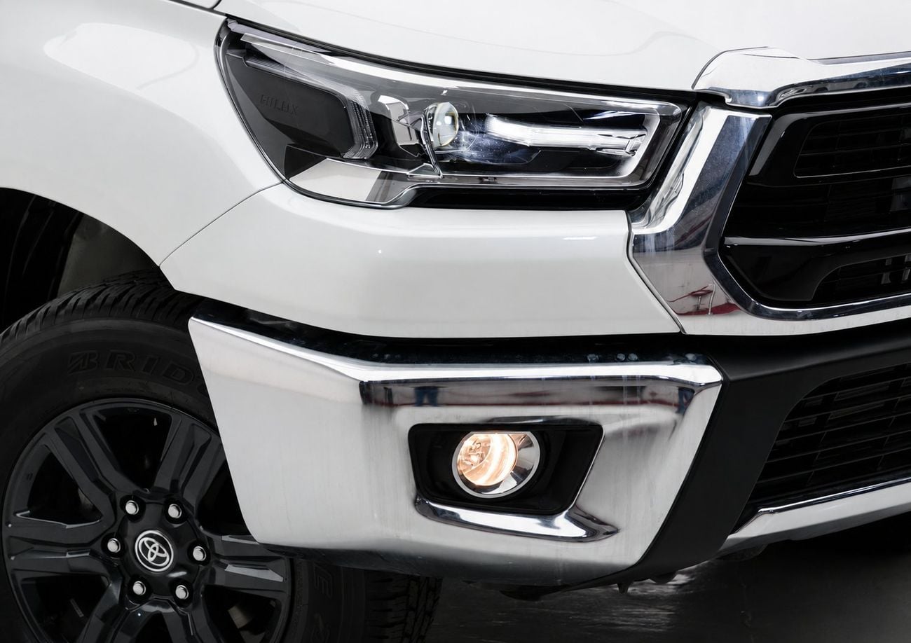 Toyota Hilux SR5 (NON GCC) ECTAI0015 - Toyota Hilux Double Cab -  2.7L Petrol Auto 4wd -  White - High Options