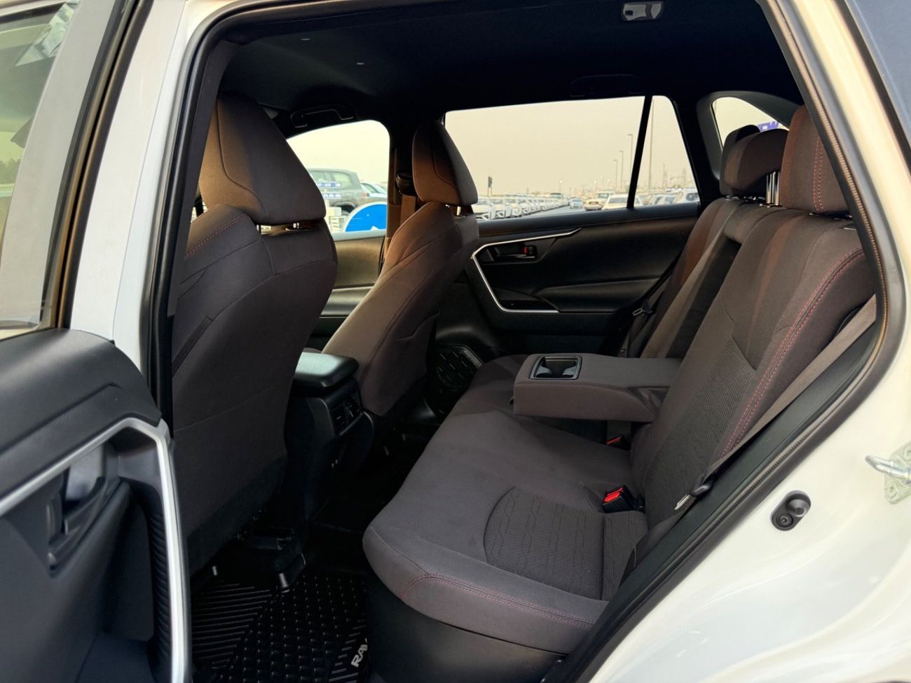 تويوتا راف ٤ VXR HEV 2.5L (219 HP) AWD