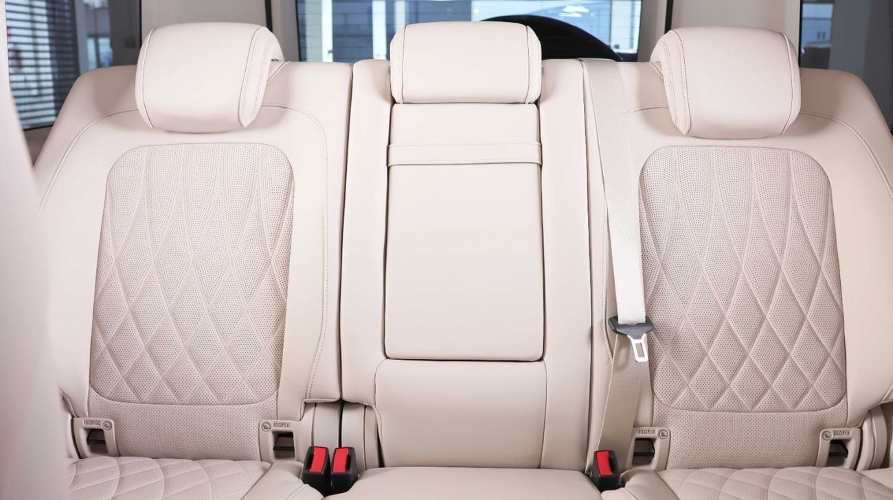 Mercedes-Benz G 63 AMG Mercedes Benz G63 AMG Exclusive 2 Tone Exterior-Night Package-Low Mileage-1 Owner-Mint Condition