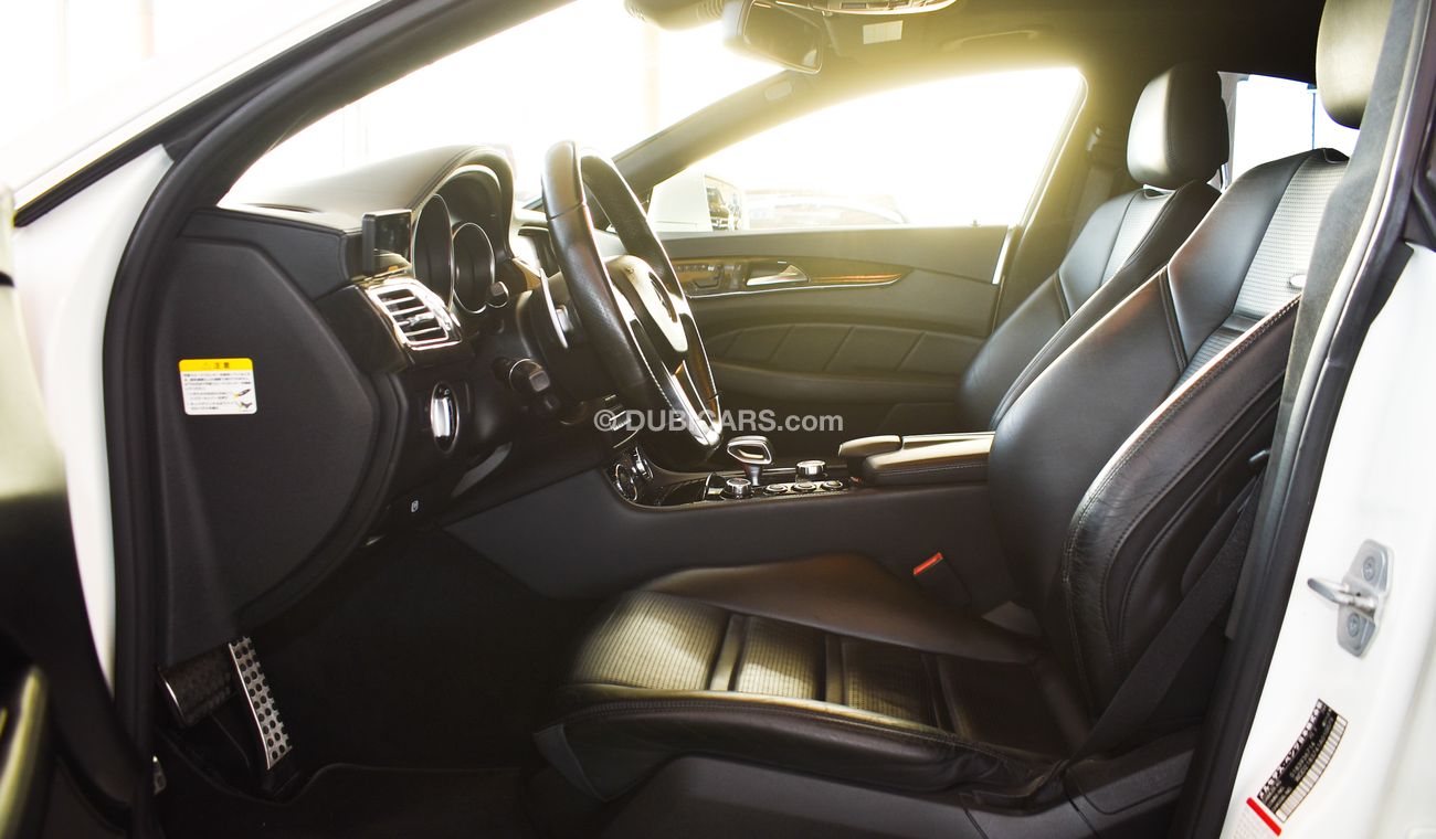 مرسيدس بنز CLS 63 AMG