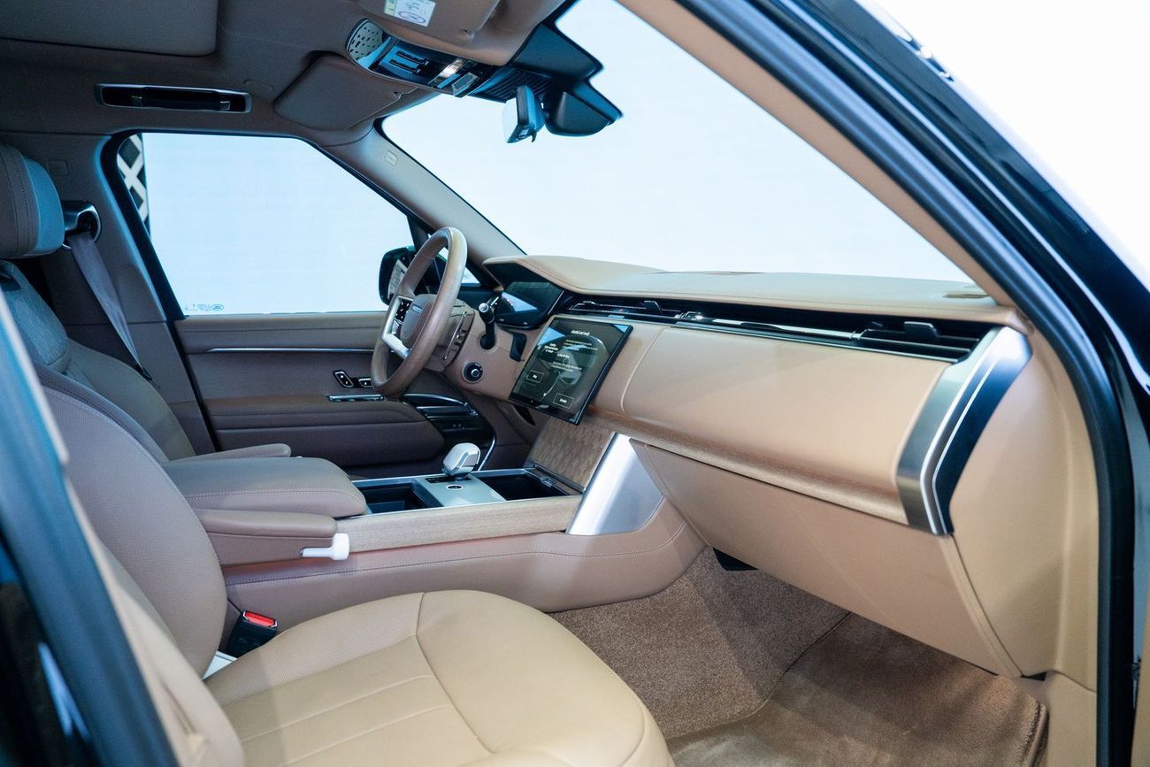 لاند روفر رينج روفر Range Rover SV Autobiography P615