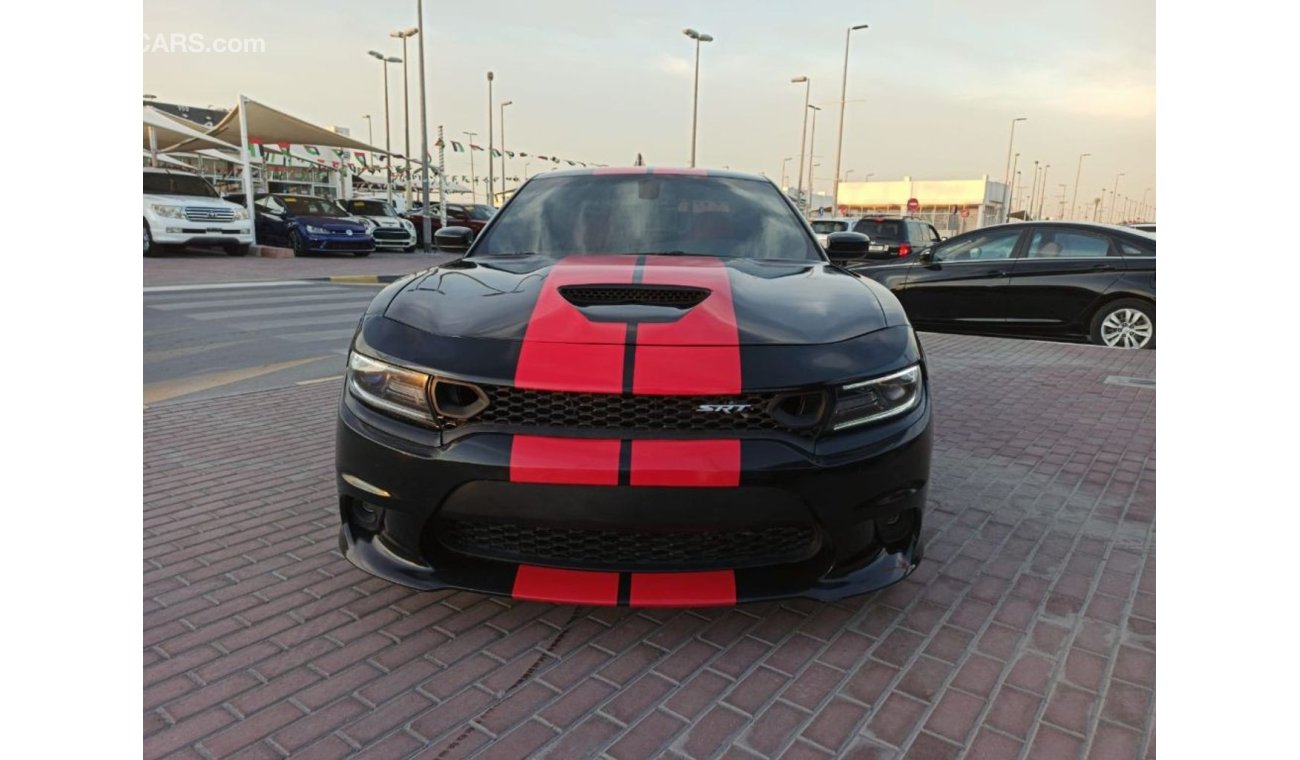 Dodge Charger Dodge Charger R / T, American import machine, 5.7 model 2017, in excellent condition