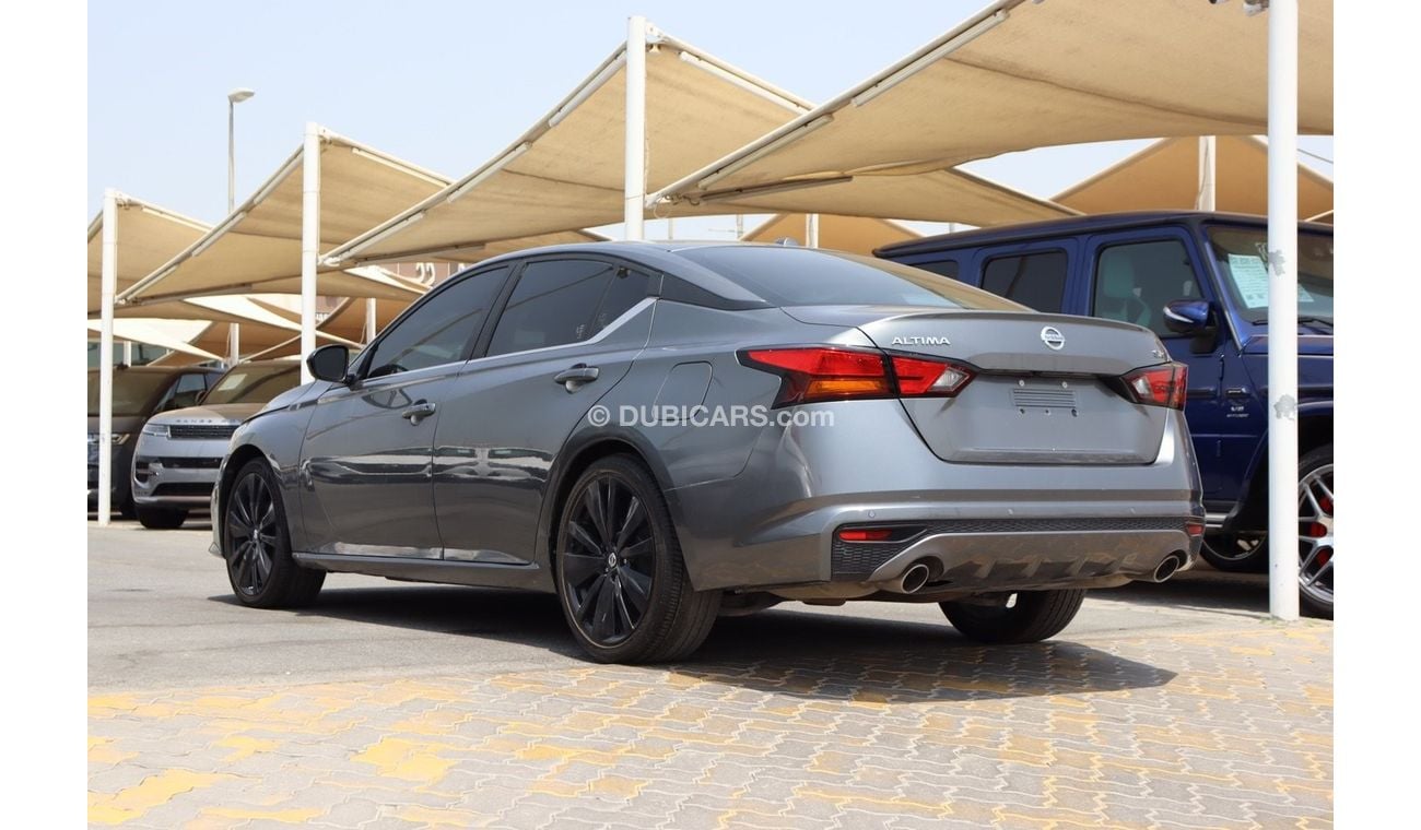 Nissan Altima Sport Nissan Altima SR / 2021 / USA / 2.4L