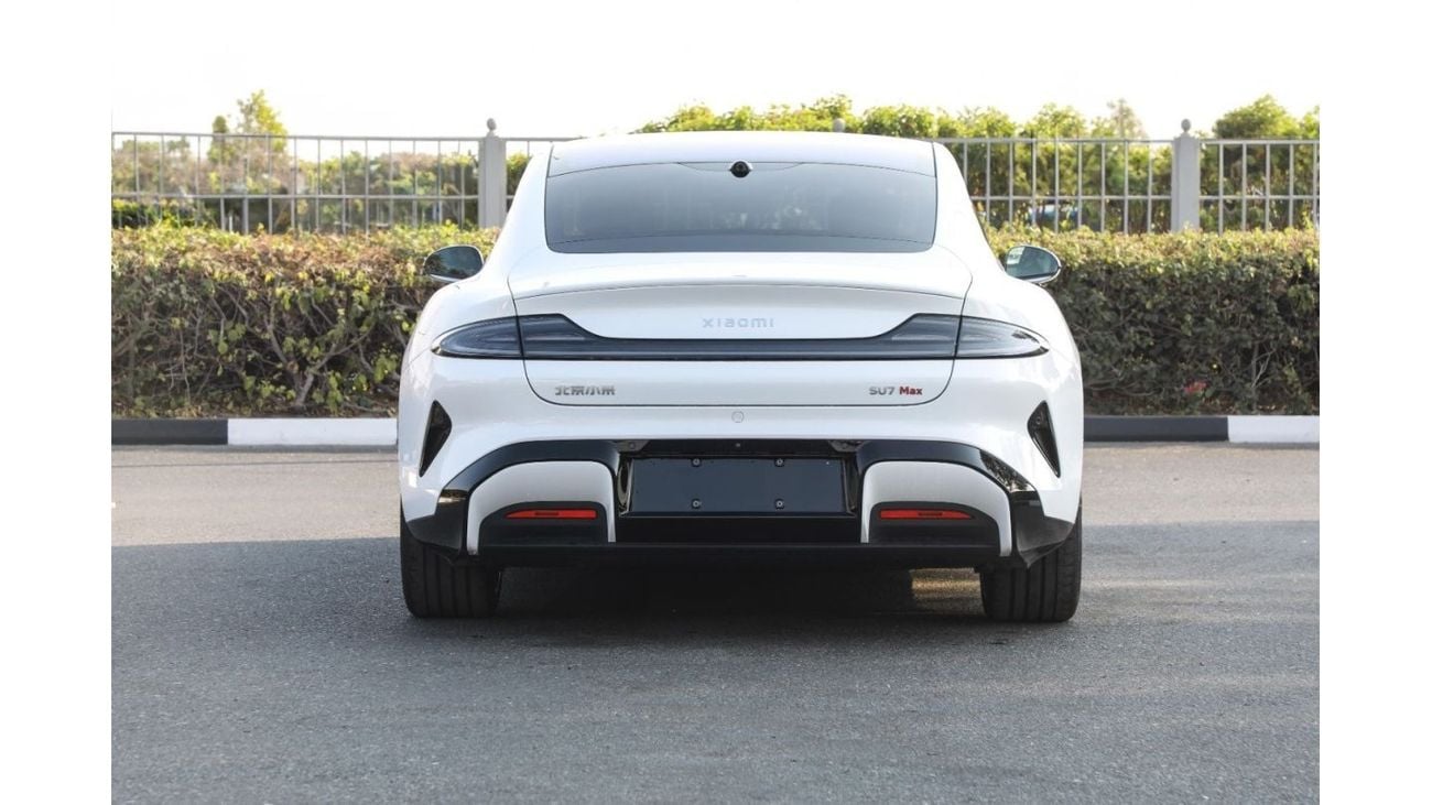 شاومى SU7 2024 XIAOMI SU7 MAX - أبيض داخل رمادي | سعر التصدير