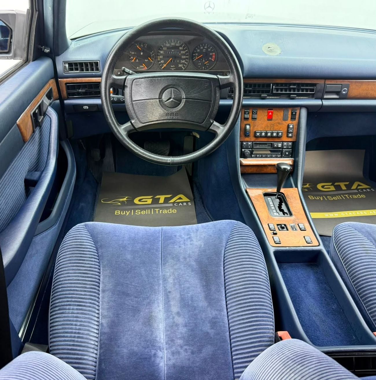 Mercedes Benz 560 SEL 1989 Mercedes-Benz 560 SEL, Excellent Condition, Japanese Specs.