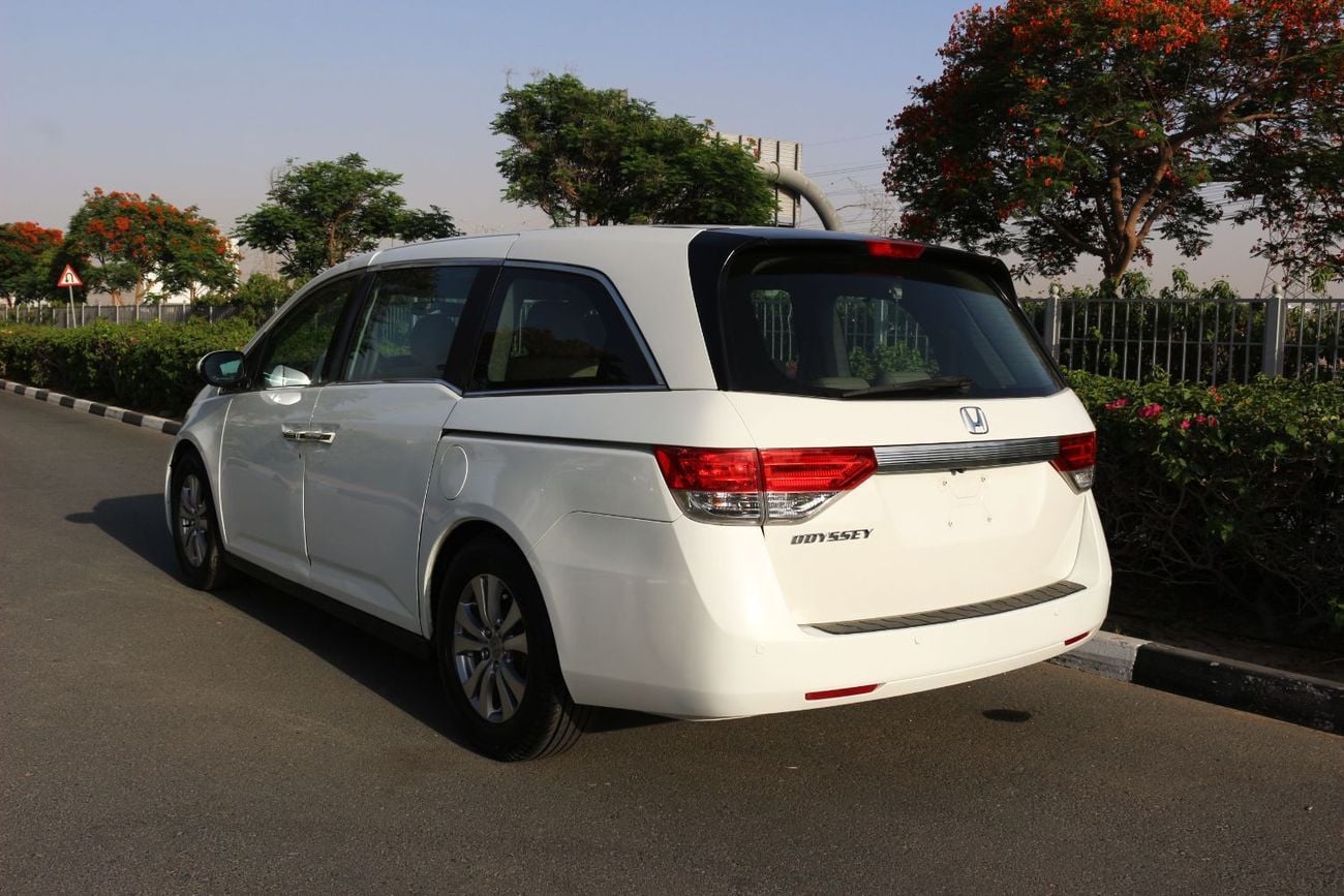 Honda Odyssey TOURING LX 3.5L (250 HP) HONDA ODYSSEY 2014 GCC FULL OPTIONS WITH ELC SLIDING DOOR