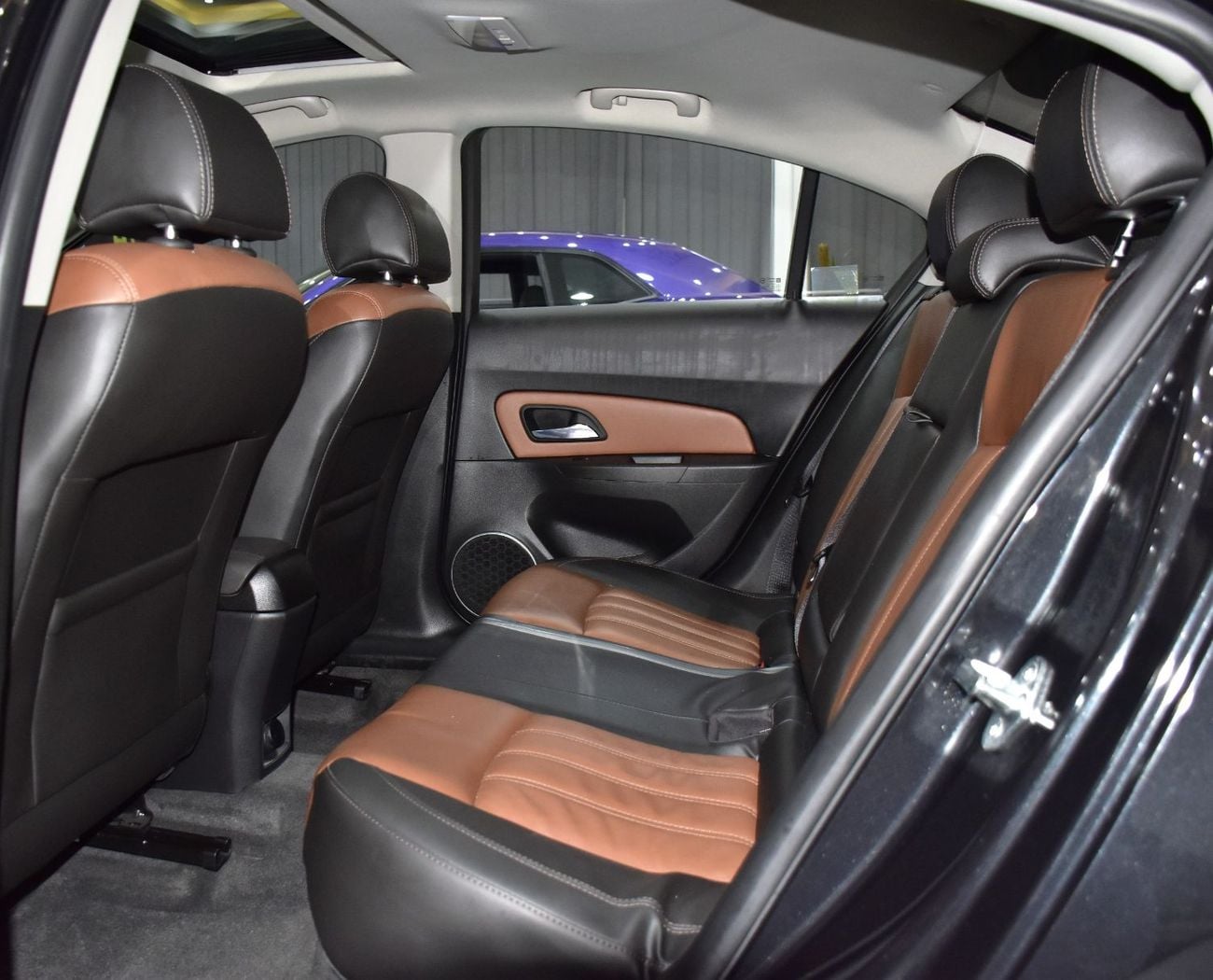شيفروليه كروز EXCELLENT DEAL for our Chevrolet Cruze LT ( 2016 Model ) in Black Color GCC Specs