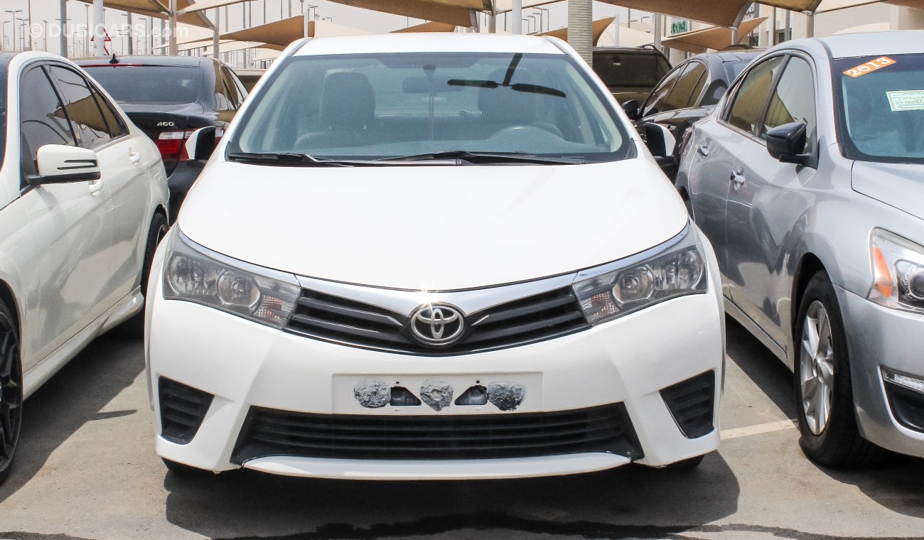 Toyota Corolla 2014 model Gulf specs standard options