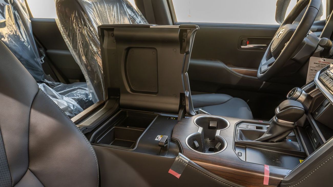 Toyota Land Cruiser TOYOTA LANDCRUISER 3.5 GXR -2025YM