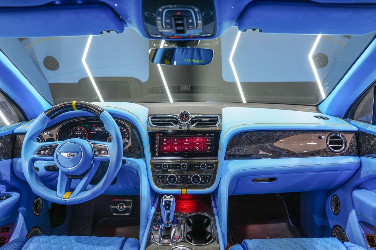 Bentley Bentayga V8 Mansory, Full Forged Carbon, Rear Entertainment, Panoramic Roof w/ Starlight!!