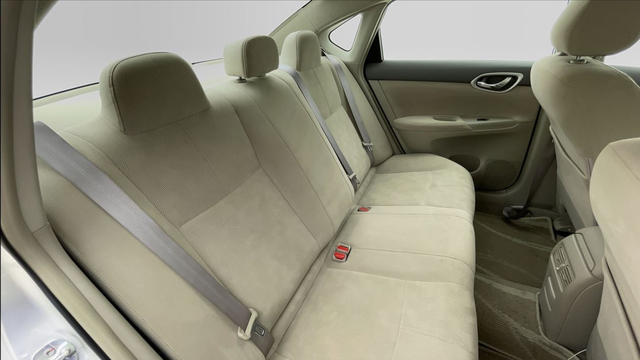 Nissan Sentra SV 1.6L (110 HP) SV 1.6 | Zero Down Payment | Home Test Drive