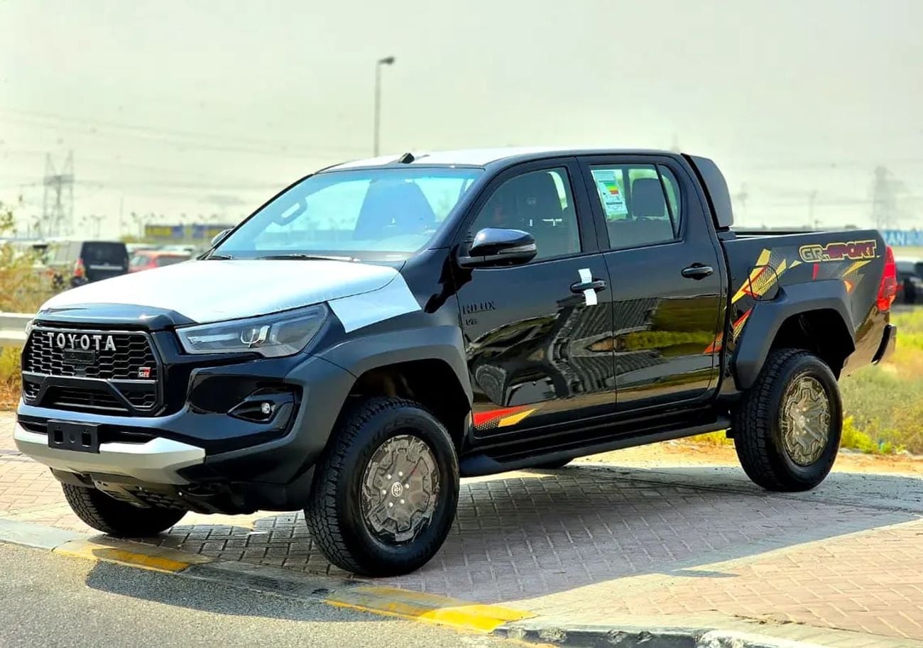 تويوتا هيلوكس GR Sport - GCC Specs - Brand New!