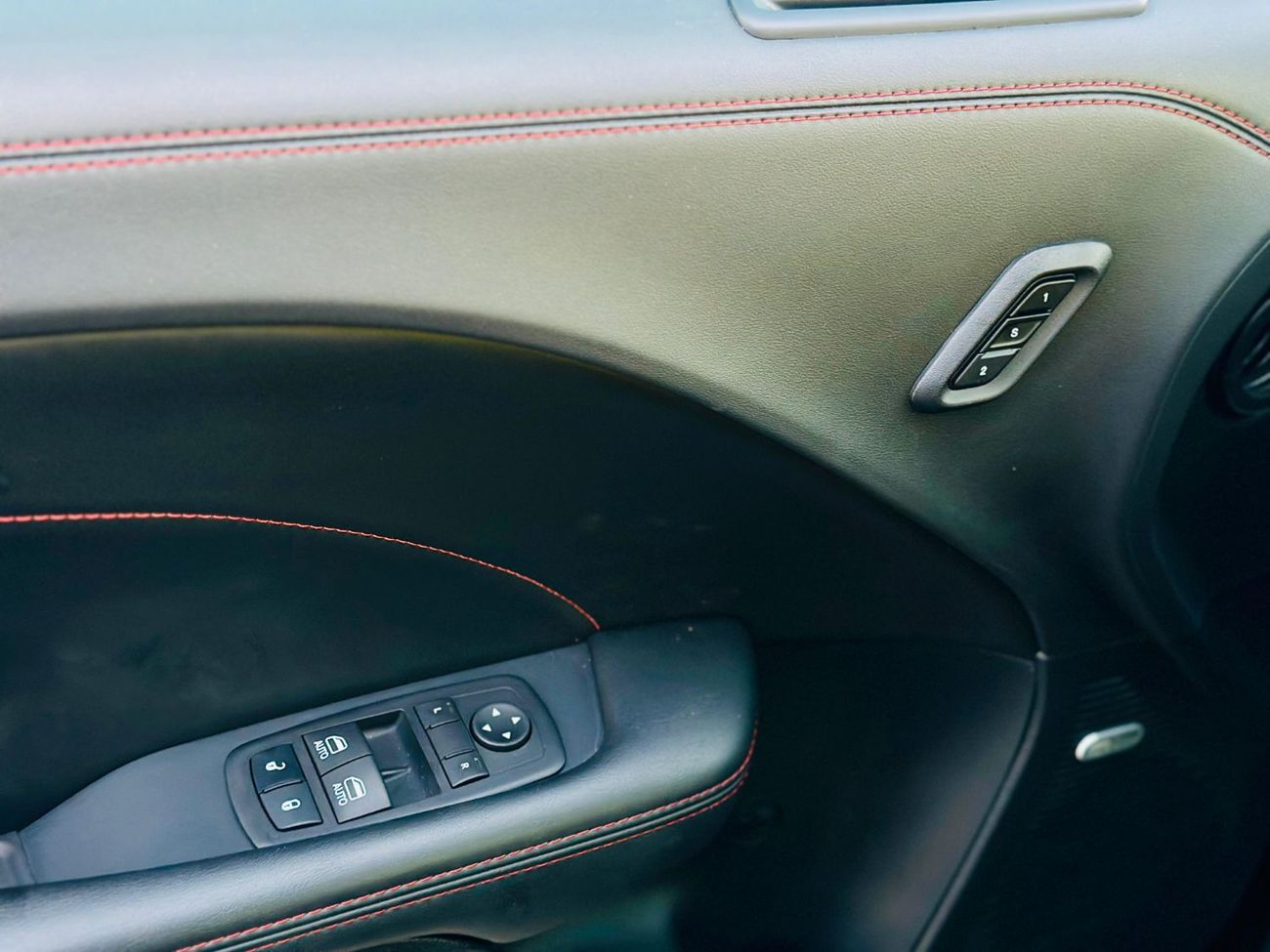 دودج تشالينجر R/T Scat Pack 6.4L | Monthly 2400/- | 0% DP | Memory Seats | Sunroof | # 14808