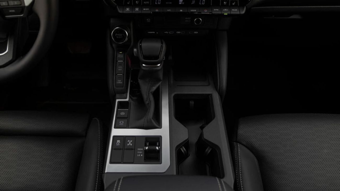 تويوتا برادو VX+ FULL OPTION DIESEL