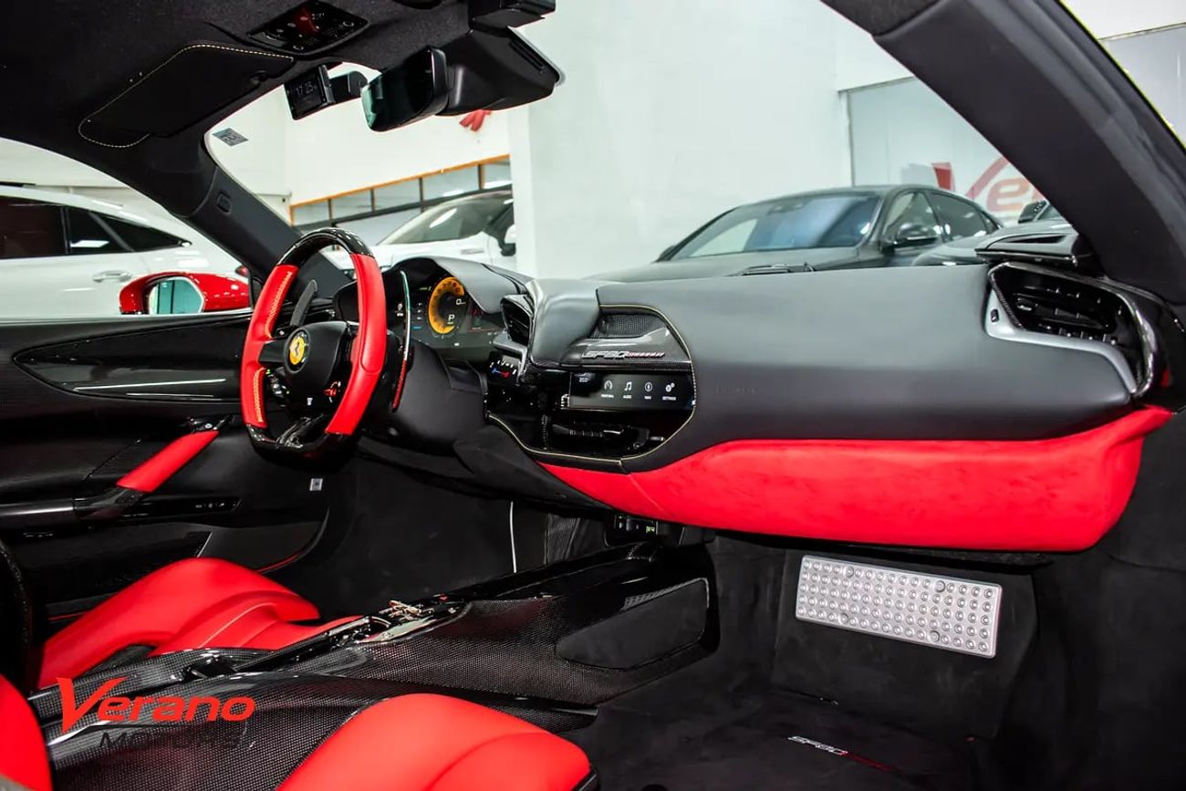 فيراري SF90 ستراديل SF90 Assetto Fiorano | Extended Carbon Spec | Al Tayer Service And Warranty | Full Spec