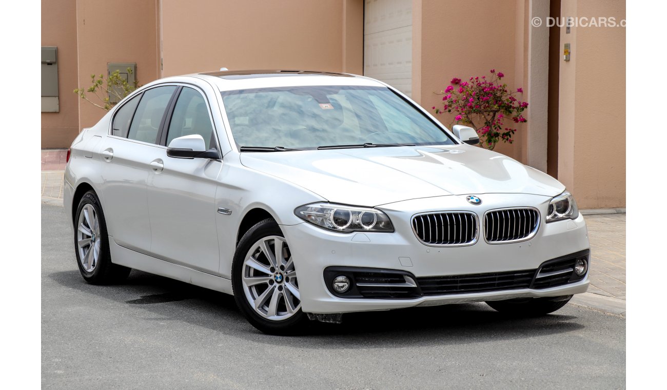 BMW 520i i 2015 GCC under Agency Warranty with Zero Down-Payment.