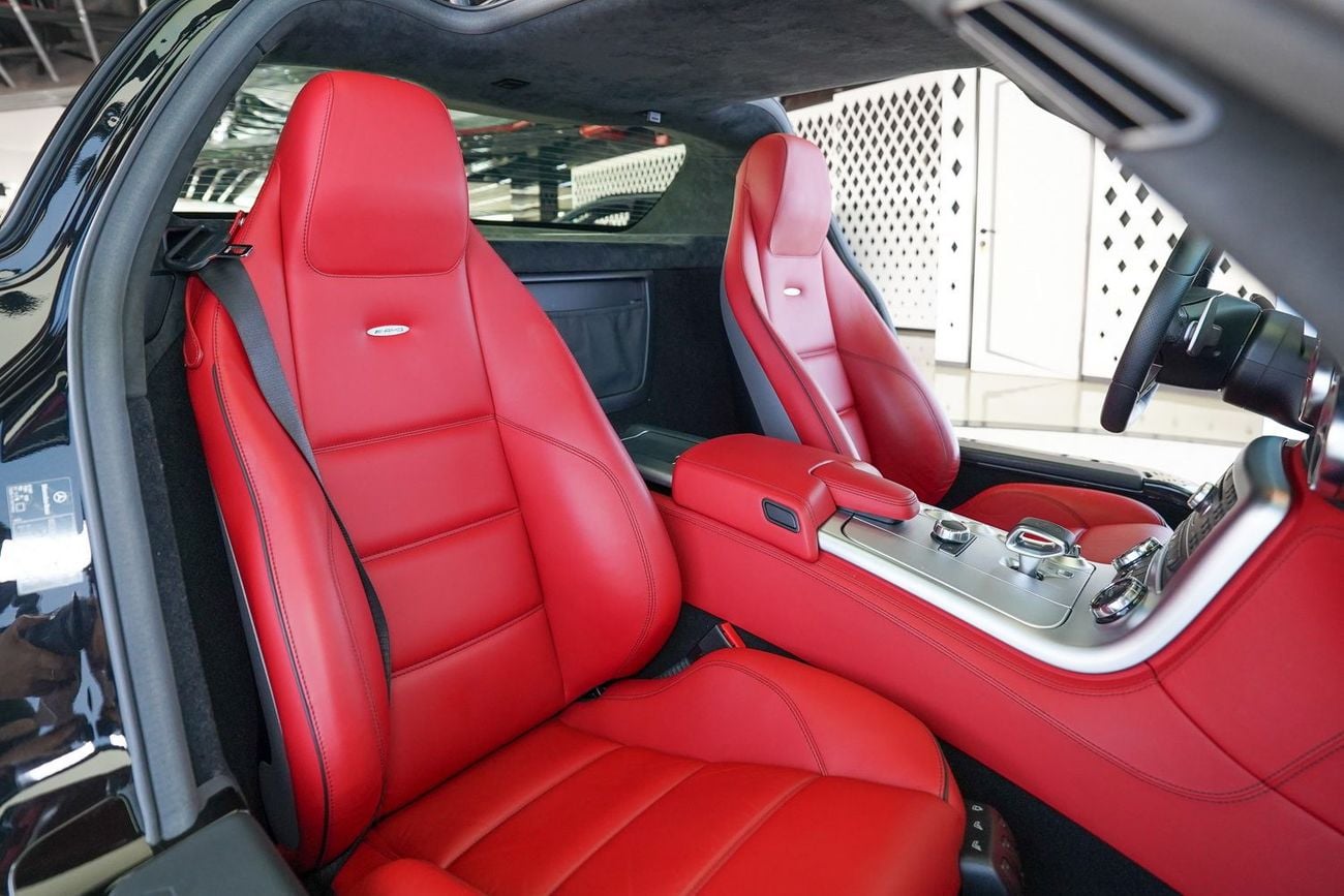 مرسيدس بنز SLS AMG Std 6.2L