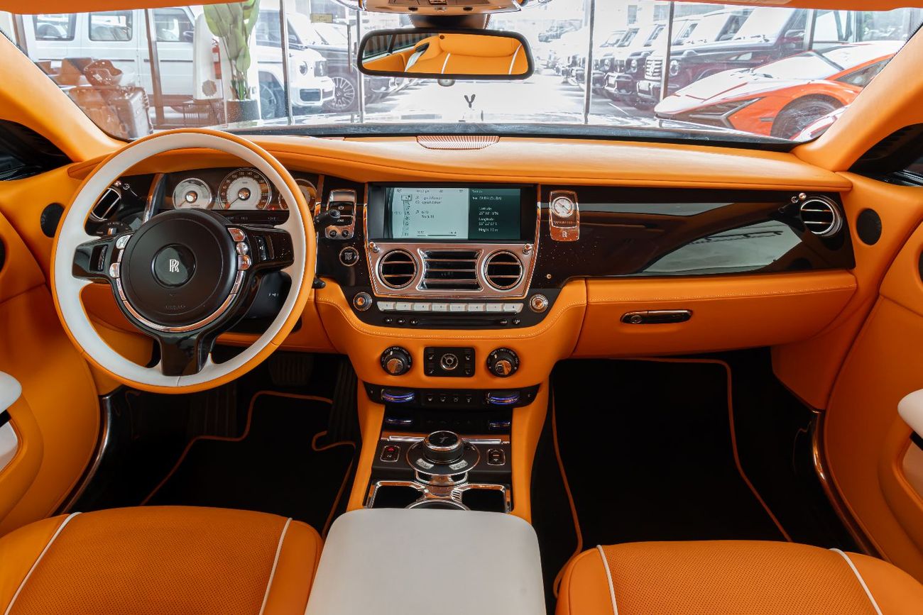 رولز رويس واريث Rolls Royce Wraith Black Badge Kit - GCC - 2014 Perfect Condition