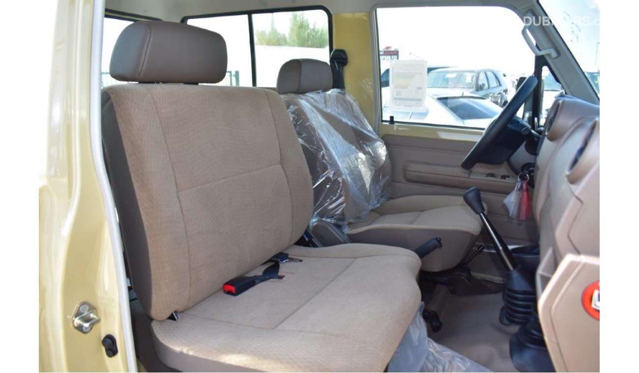 تويوتا لاند كروزر 70 2024 Model Toyota Land Cruiser Hard Top V6 4.0L Petrol 7 Seater Manual Transmission - Euro 4