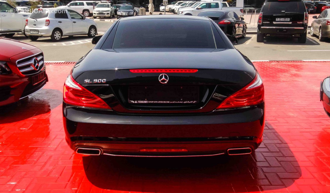 Mercedes-Benz SL 400 With SL500 Badge