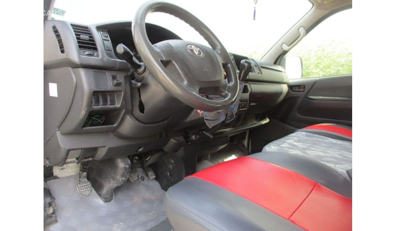 Toyota Hiace TOYOTA HIAC MID ROOF 15 PASSENGER 2014