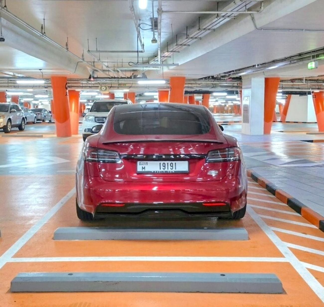 تسلا Model S Plaid (AWD)