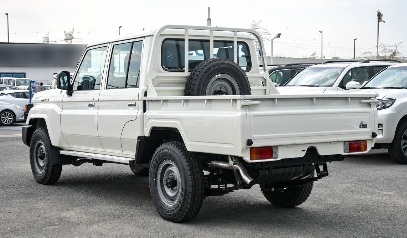 Toyota Land Cruiser Pick Up LC79 DOUBLE CABIN 4.2 DIESEL - STANDARD OPTIONS
