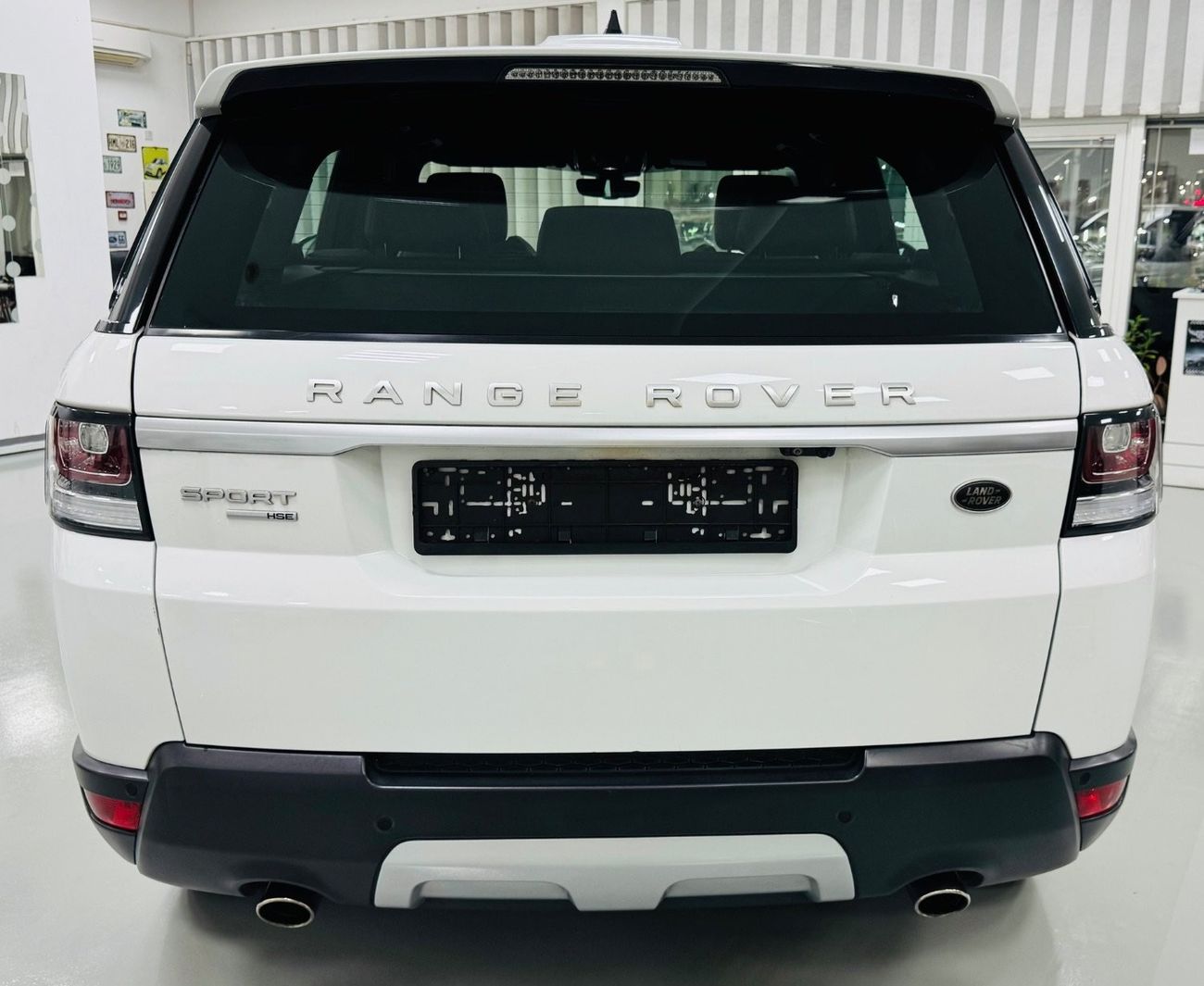 Land Rover Range Rover Sport Original paint .. GCC .. FSH .. V6 .. Perfect Condition