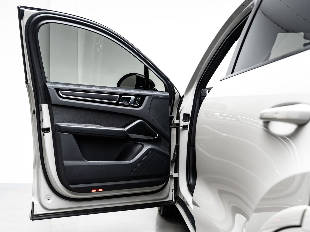 Porsche Cayenne 2023 Porsche Cayenne GTS Coupe, 2026 Porsche Warranty, Full Service History, Low KMs, GCC