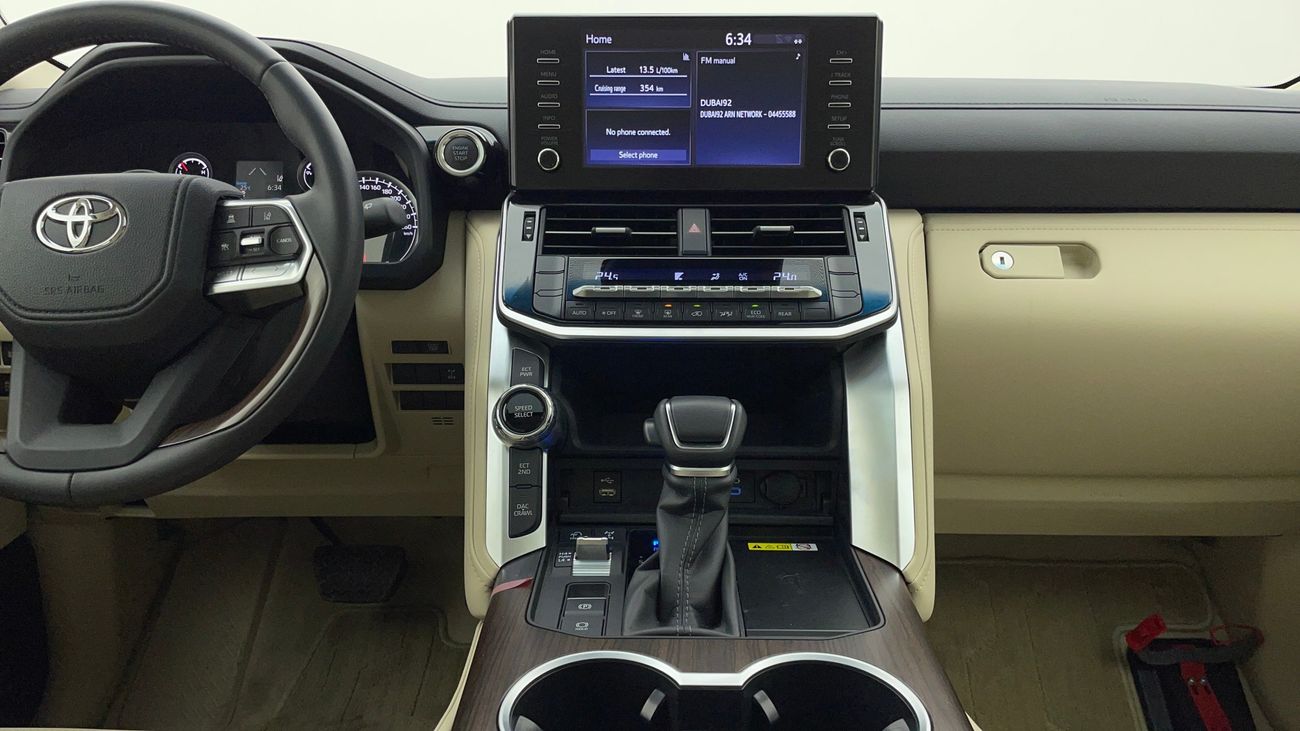 تويوتا لاند كروزر GXR 4 | بدون دفعة مقدمة | اختبار القيادة في المنزل