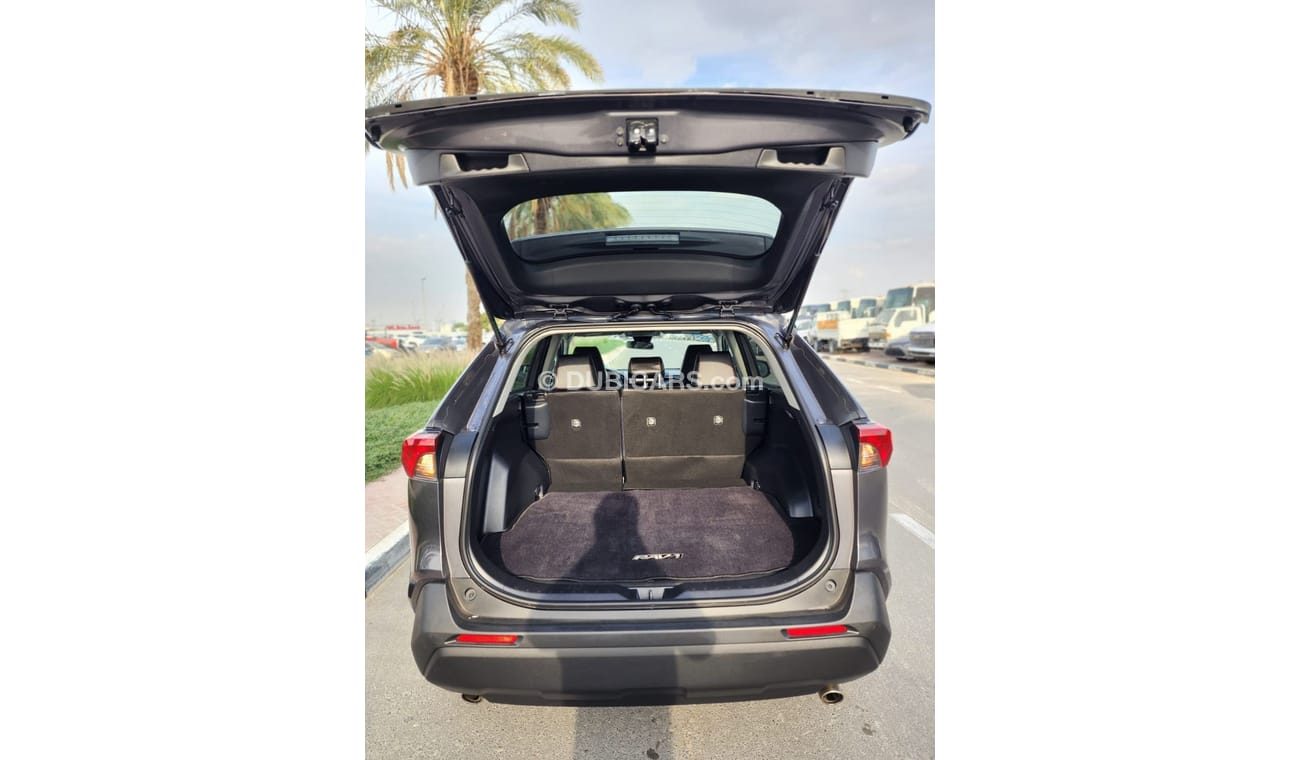 تويوتا راف ٤ TOYOTA RAV4 LE 2019 MODEL