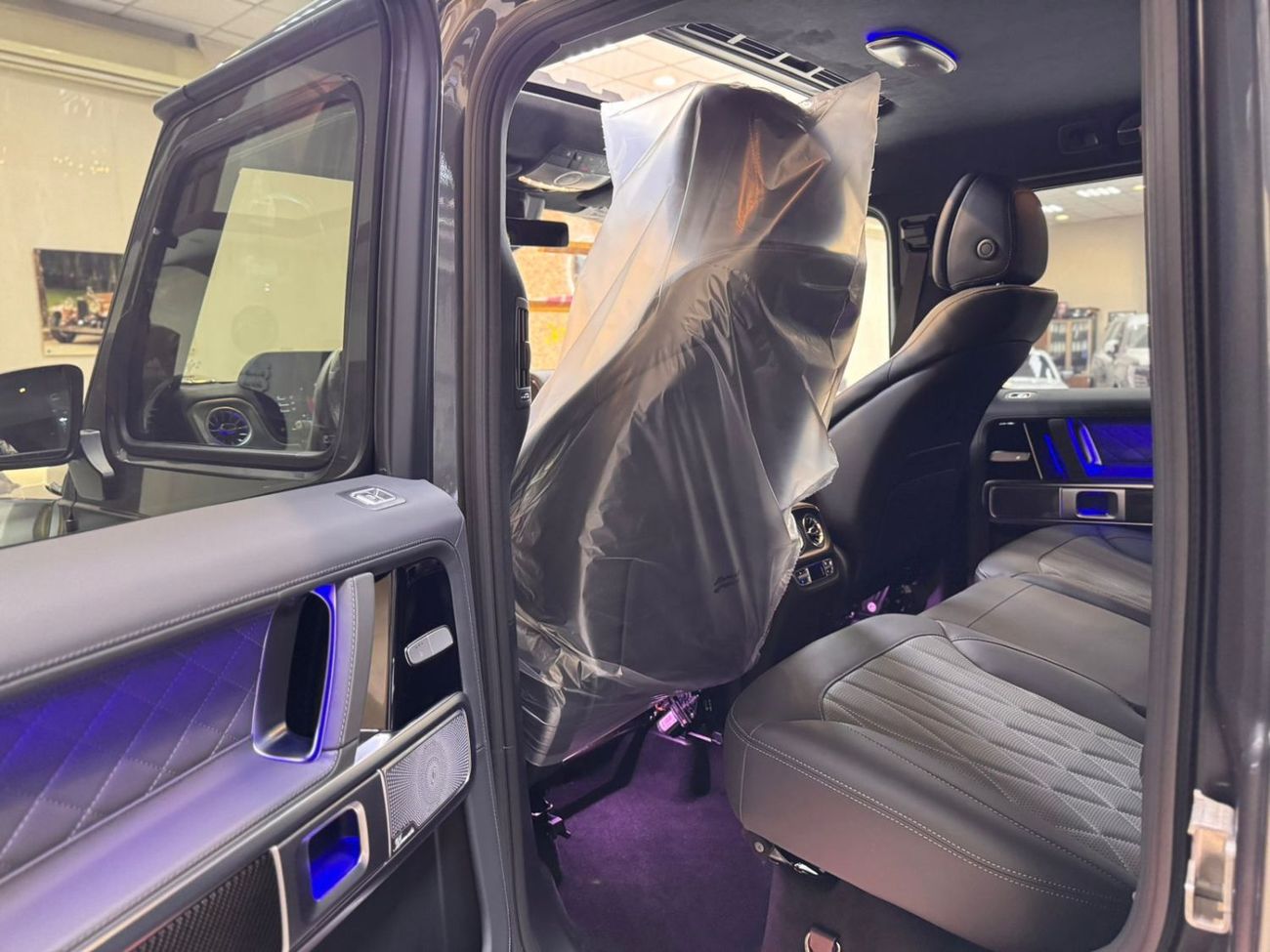 مرسيدس بنز G 63 AMG G 63 AMG DOUBLE NIGHT PACKAGE 2026 / 2 YEARS INTERNATIONAL WARRANTY