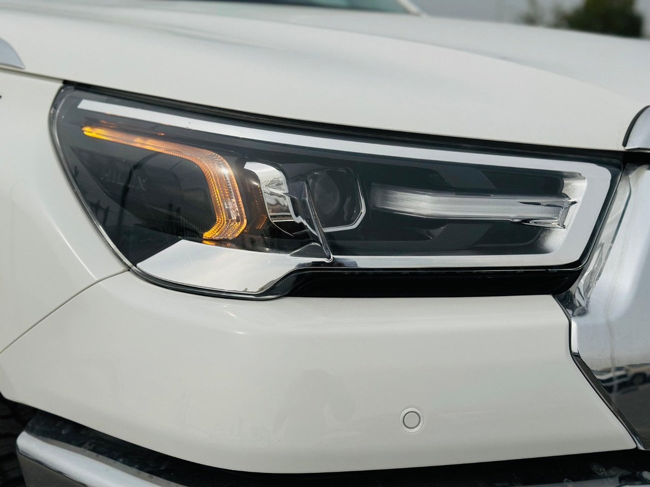 تويوتا هيلوكس S GLX 2.4L AWD A/T