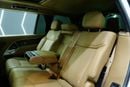لاند روفر رينج روفر SE P400 2025 Range Rover Vogue P400 SE LWB, 7-Seater, Deployable Side Steps, Panoramic Roof!!