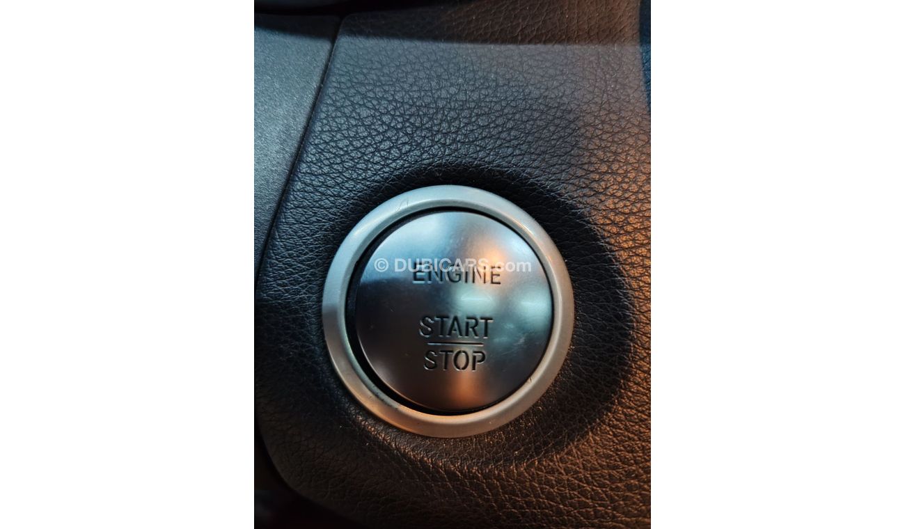 Mercedes-Benz 220 diesel