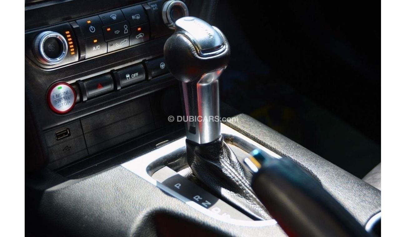 Ford Mustang END OF YEAR OFFERS*  MUSTANG //GOOD CONDITION /SPECIAL REMS