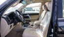 Toyota Land Cruiser VXS V8 5.7L Beige inside full option تويوتا لاندكروزر الداخلية باللون البيج فل اوبشن