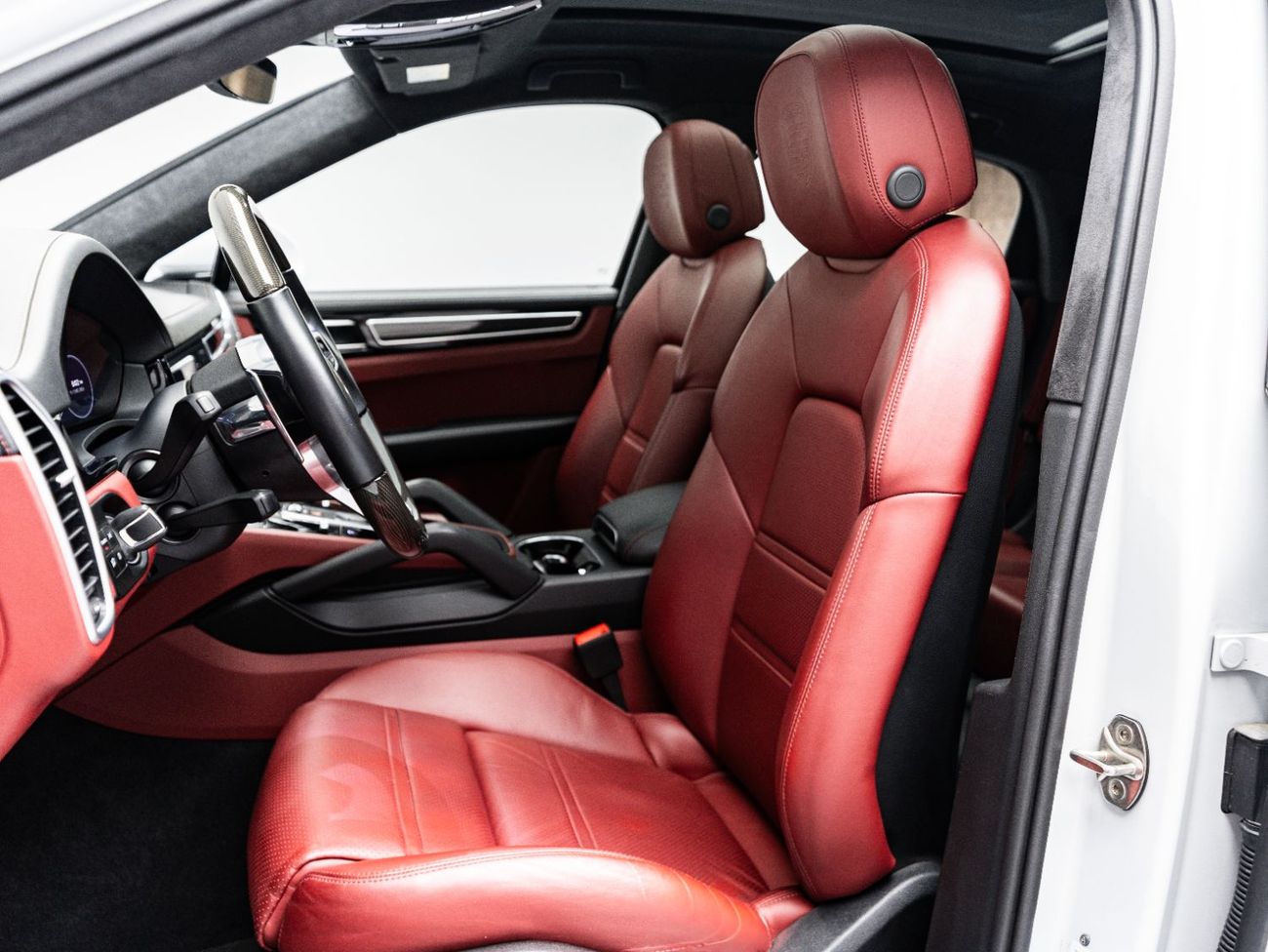 Porsche Cayenne GTS The BEST Ramadan Offer in the UAE - Limited Time Only, May 2026 Porsche Warranty, Low KM's, GCC