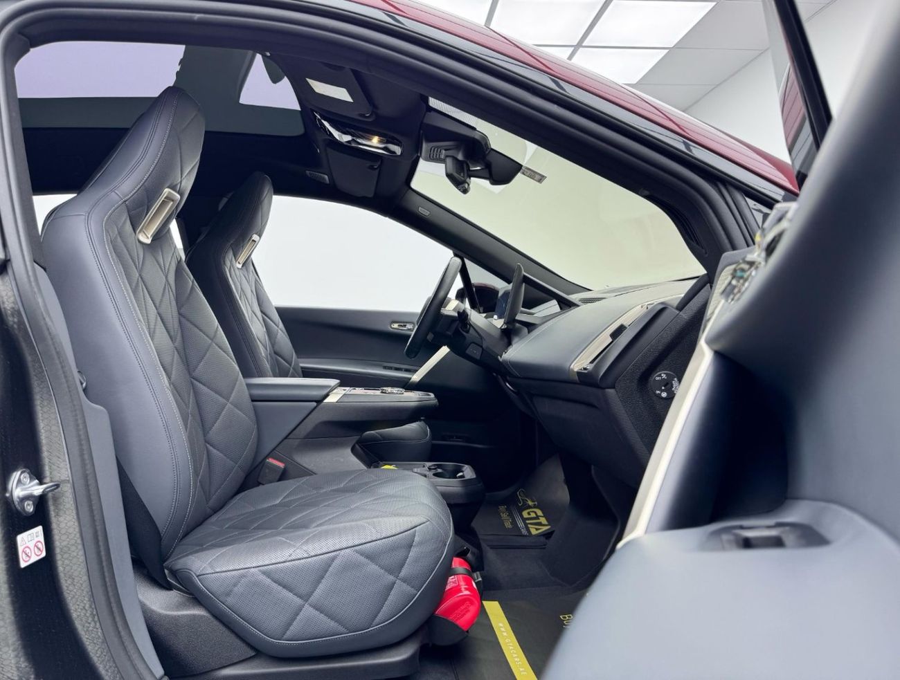 BMW iX xDrive40 2023 BMW iX xDrive40, 2028 BMW Warranty, 2029 BMW Service Pack, Very Low Km, GCC