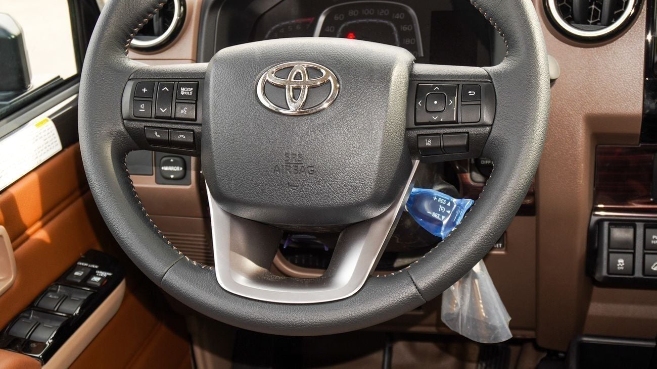 Toyota Land Cruiser Pick Up TOYOTA LC79 PICKUP D/C LX-Z1 4.0L PETROL V6 A/T FULL OPTION 2025 MODEL