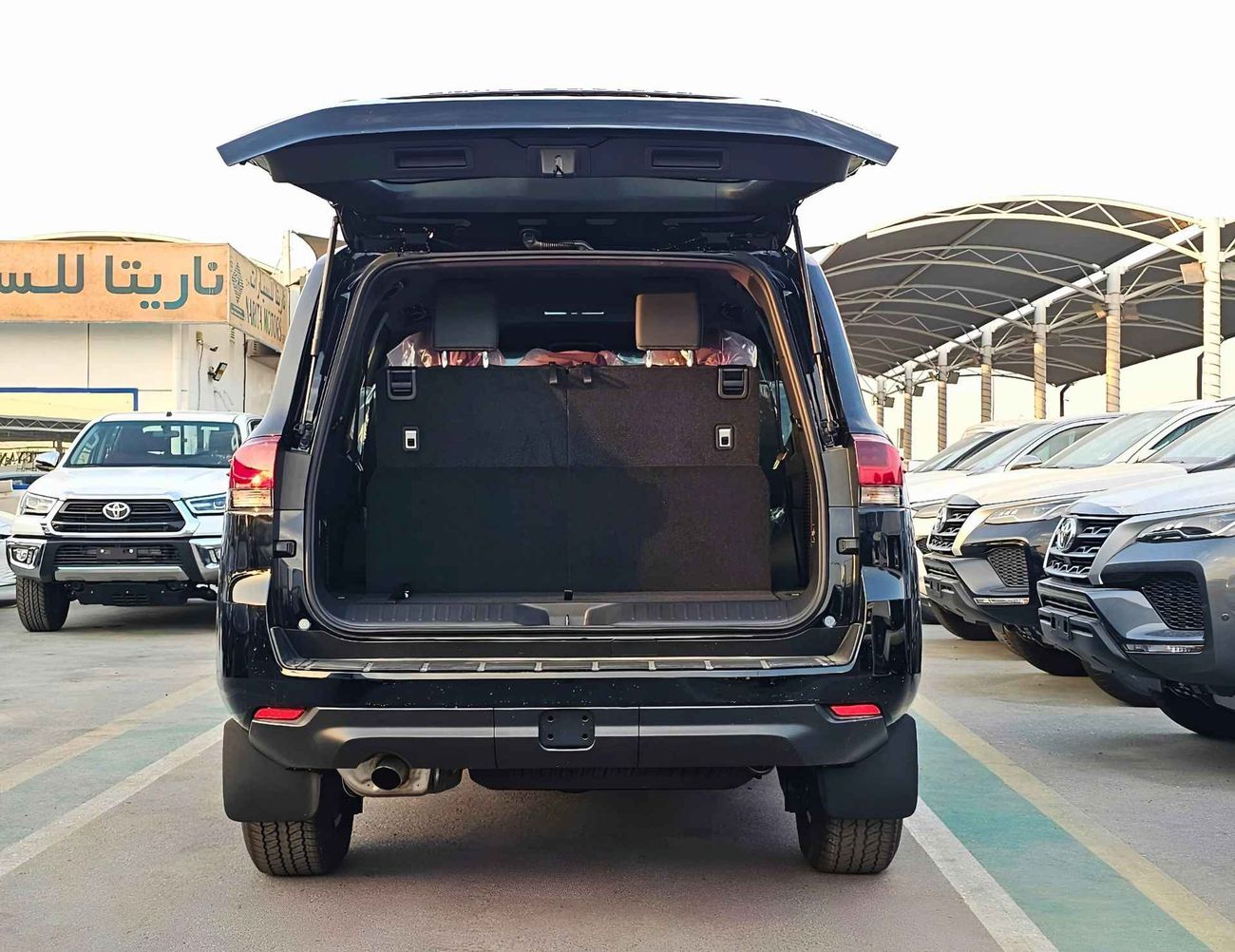 تويوتا لاند كروزر LC300 GXR / 4.0L V6 PETROL / DRIVER PWR SEAT / SUNROOF / CODE # 69075