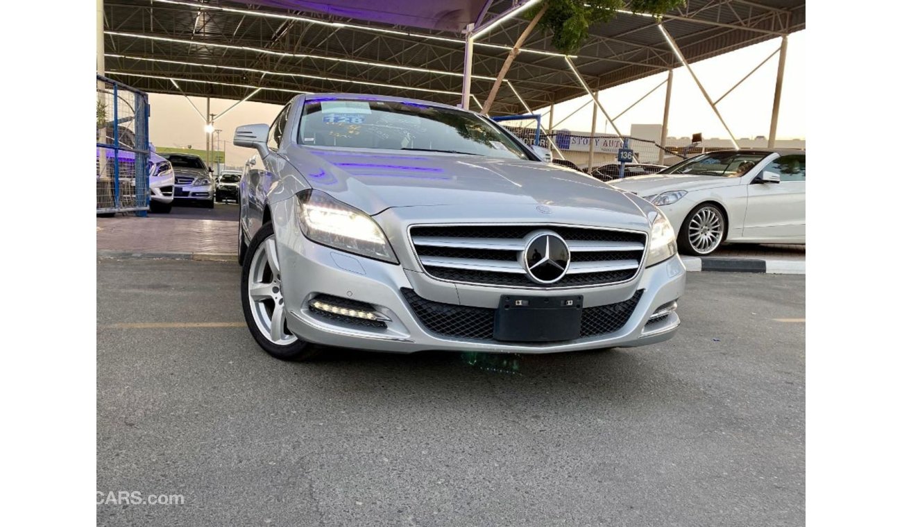 مرسيدس بنز CLS 350 With Radar Safety