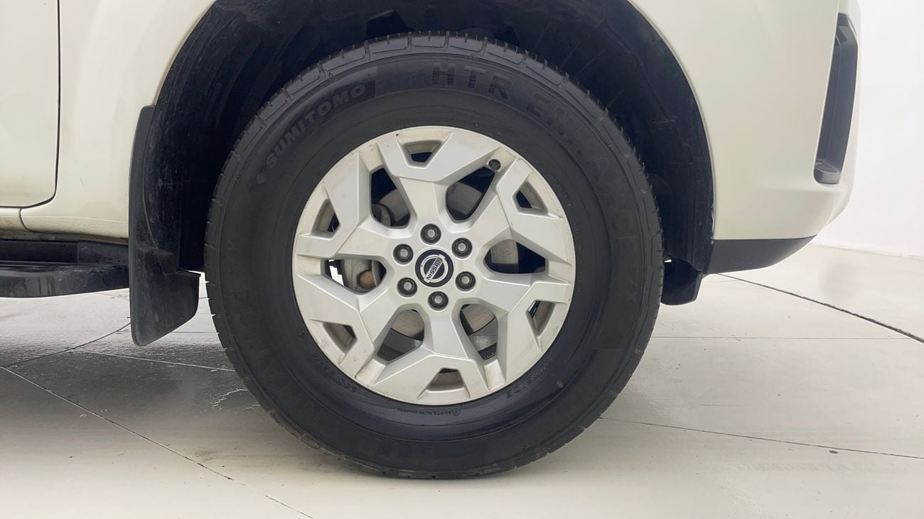 نيسان إكستيرا SE 2.5 | بدون دفعة مقدمة | اختبار القيادة في المنزل