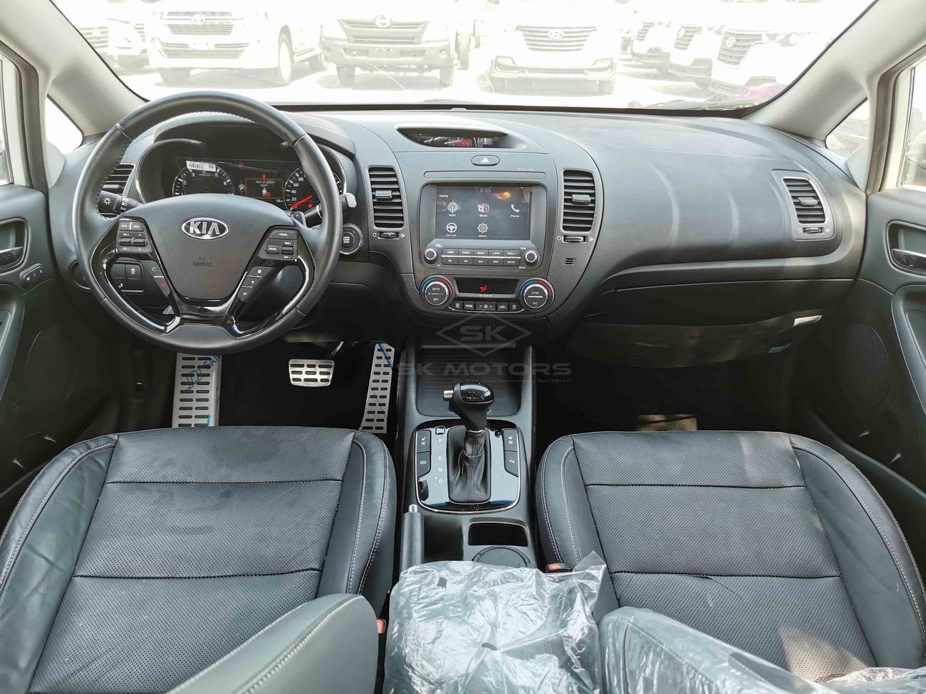 Kia Cerato 2.0L, Sunroof, Alloy Rims 17'', Push Start, Leather+Power+Memory Seats, Rear Camera, CODE - 7955