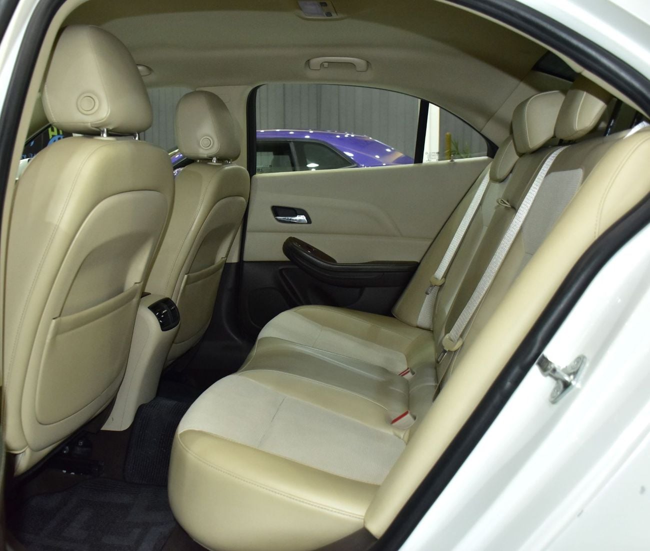 Chevrolet Malibu EXCELLENT DEAL for our Chevrolet Malibu LT ( 2016 Model ) in White Color GCC Specs