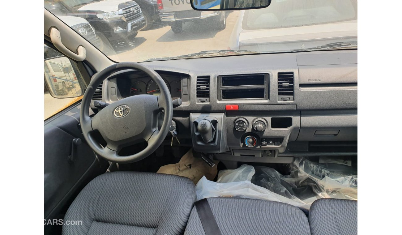 Toyota Hiace 2.5L Diesel, 14" Rims, Manual Gear Box, Xenon Headlights, Fabric Seats, Airbags (CODE # THWD2021)