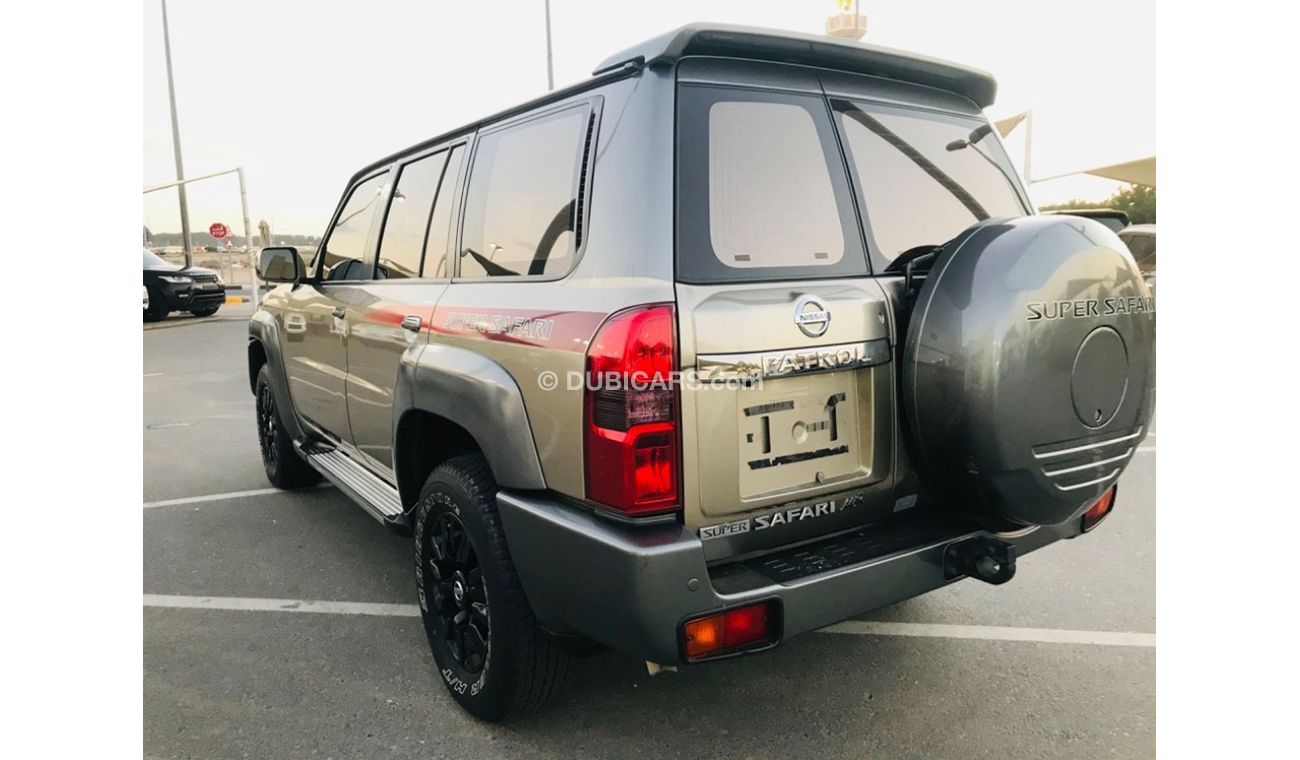 نيسان باترول سوبر سفاري سياره نظيفه جدا بحاله ممتازه تشييكات وكاله