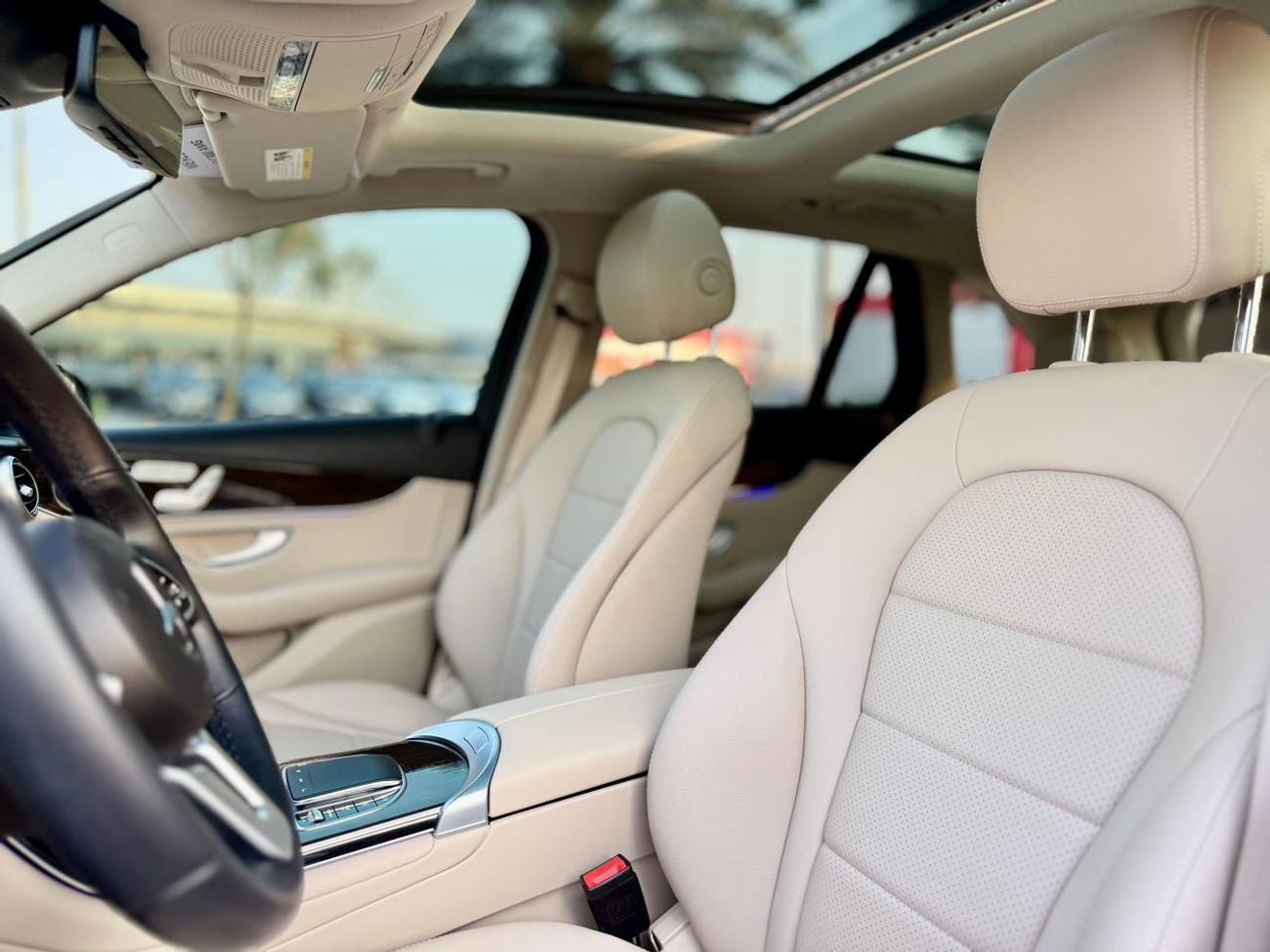 Mercedes-Benz GLC 300 Std 2.0L