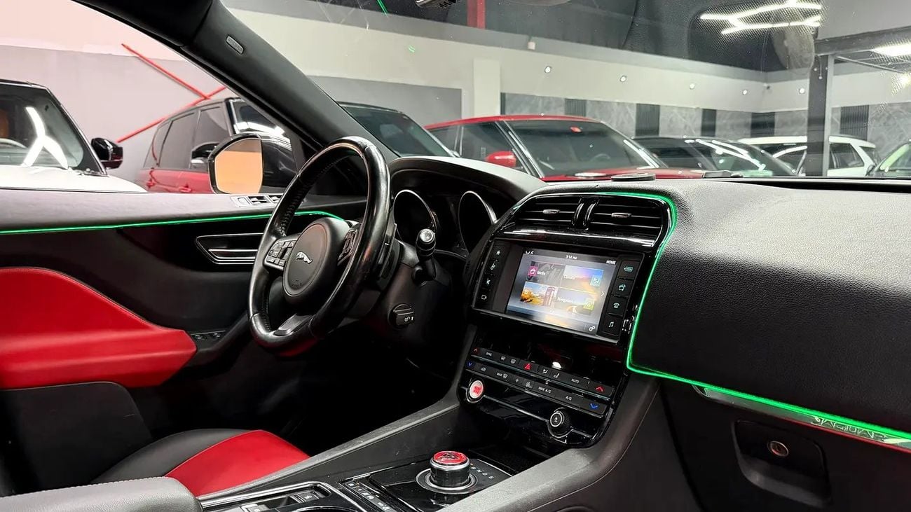 Jaguar F Pace R-Sport 3.0L